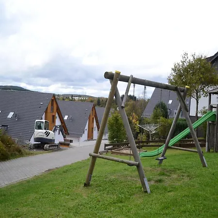 Apartment Spacious, Modern Apartment, Ten Minutes Walk From The Centre
